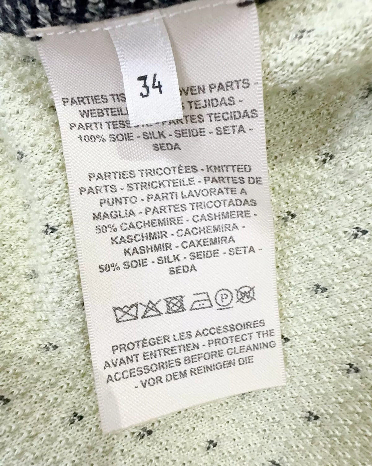 Hermès Bandana Print Cardigan Beige/Ecru, Grey, Black FR 34