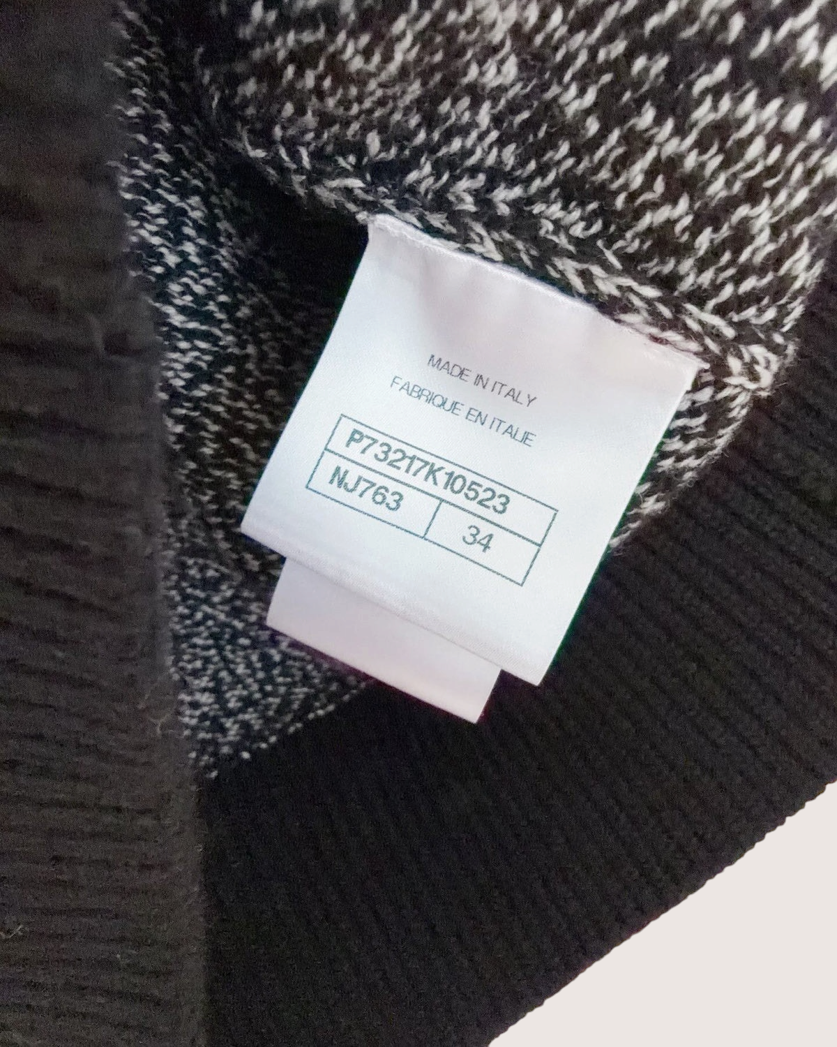 Chanel 22N Coco Neige Cashmere Logo Zip-Up Cardigan Black, White, Grey FR 34