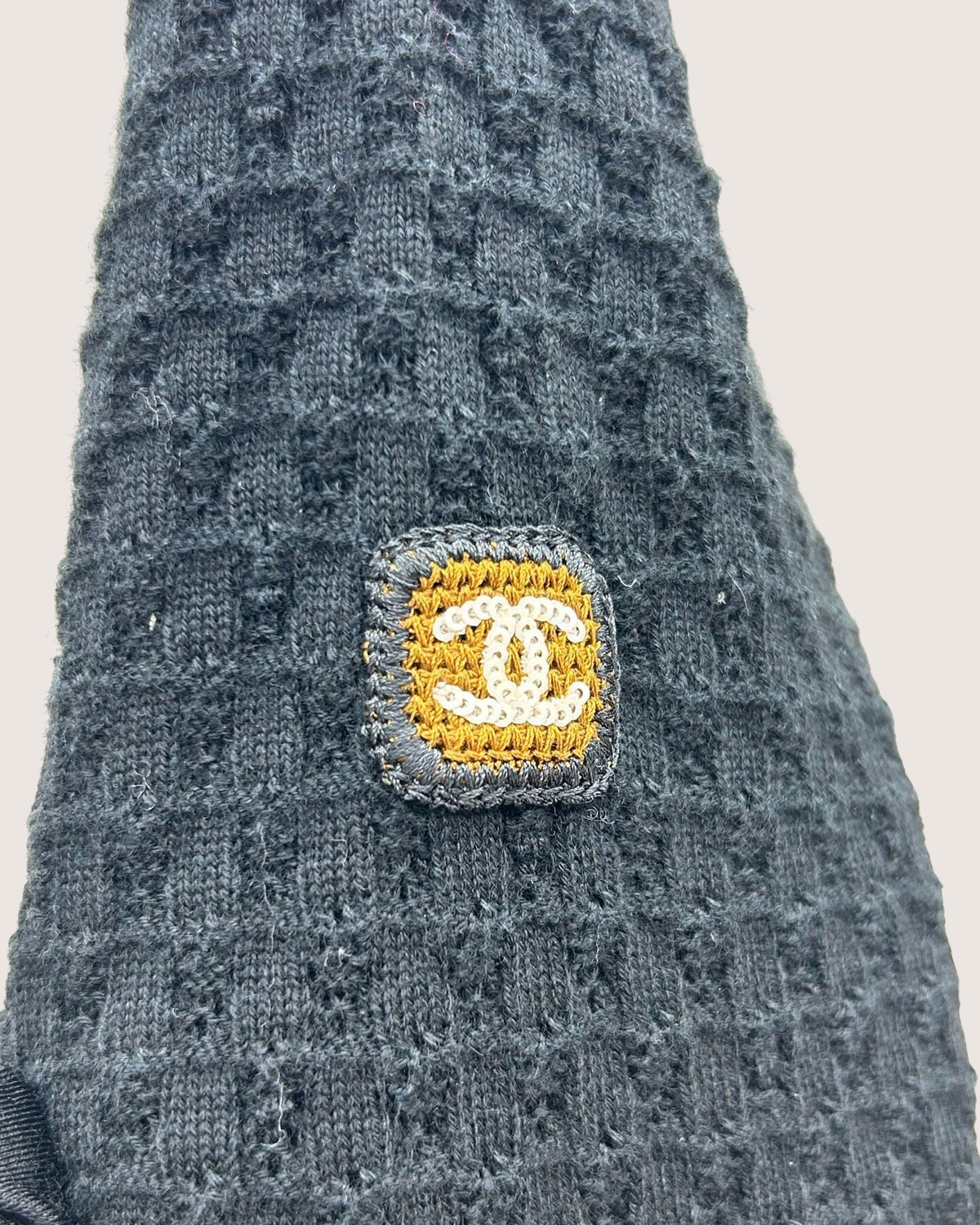 Chanel 26C Contrast-Trim Cardigan Black, White, Brown FR 34
