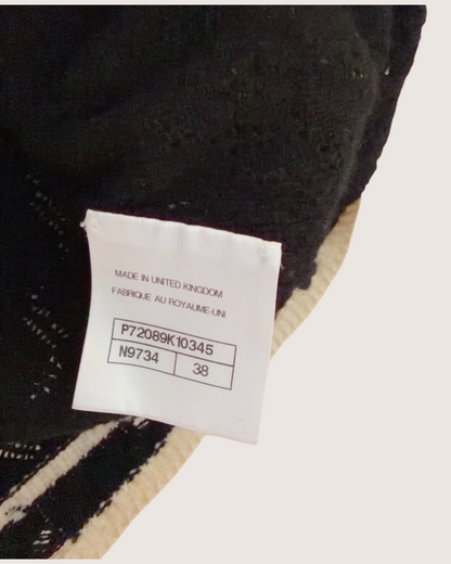 Chanel 22C Cashmere Contrast-Trim Crop Top Black, White FR 38