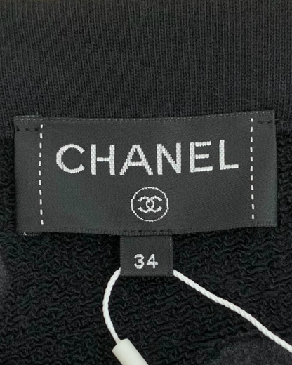 Chanel 21K Jewel-Embellished CC Cardigan Black, Multicolor FR 34