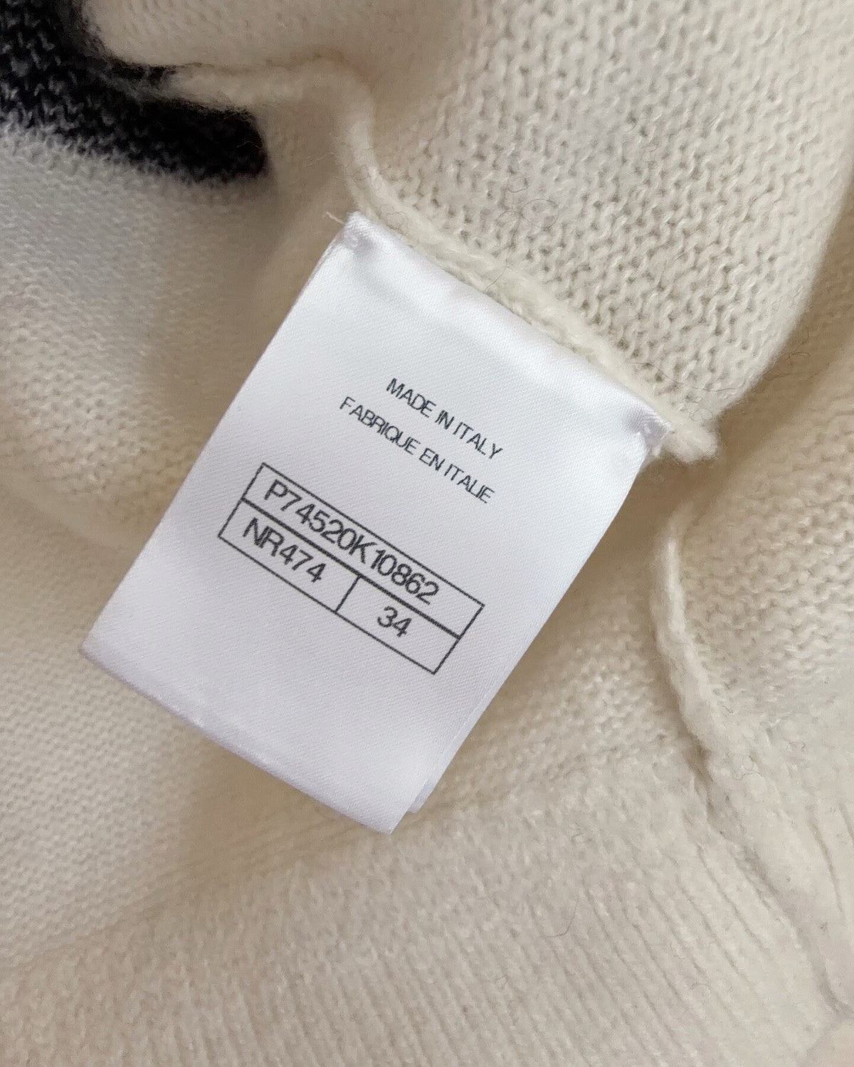 Chanel 23N Coco Neige Cashmere Star Motif Sweater Black, Beige/Ecru FR 34