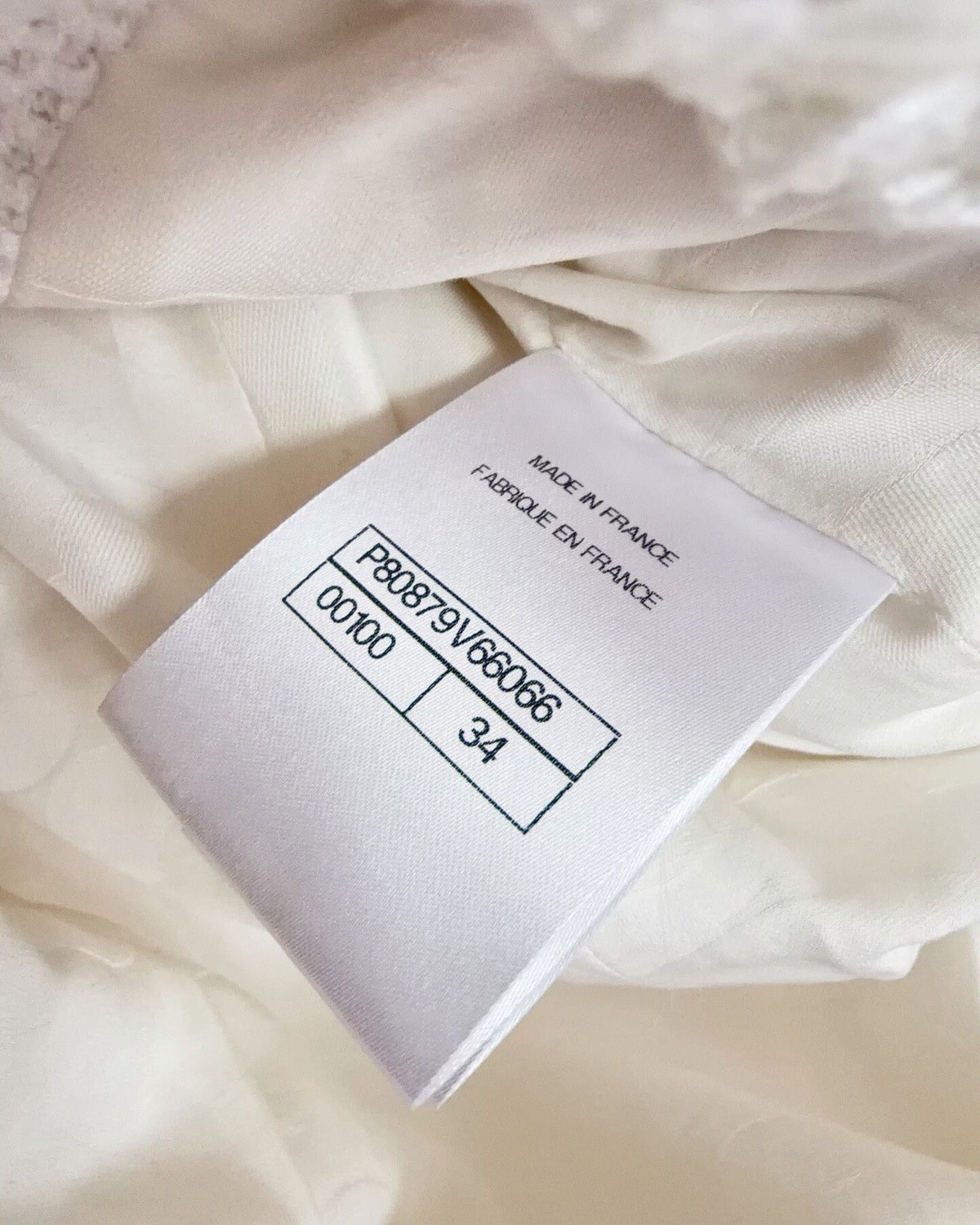 Chanel 26C Braid-Trim Tweed Jacket White, Silver FR 34