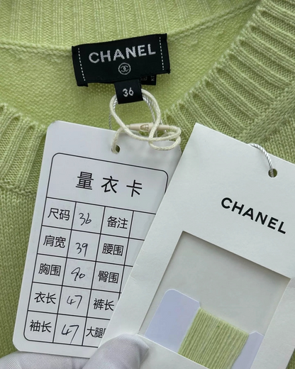 Chanel 24B CC Cashmere Cardigan Green FR 36