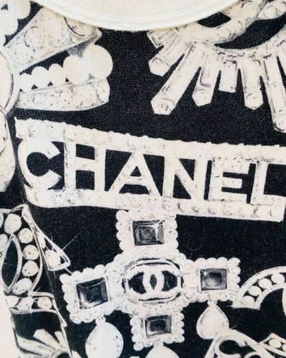 Chanel 23N Coco Neige Cashmere Jewelry-Print Top Black, White FR 34