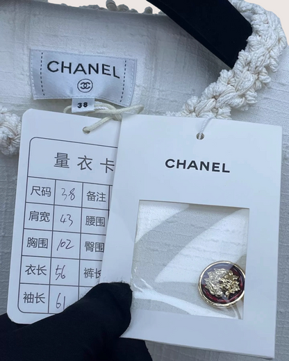 Chanel 26A Four-Pocket Tweed Jacket White FR 38