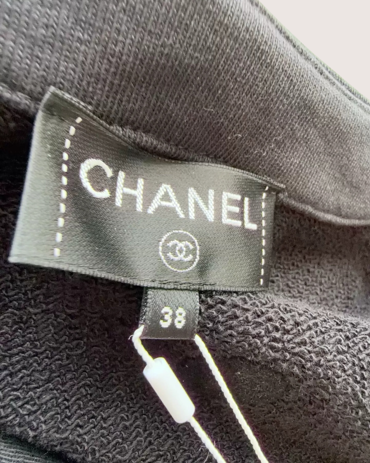 Chanel 21K Embellished Cardigan Black, Multicolor FR 38