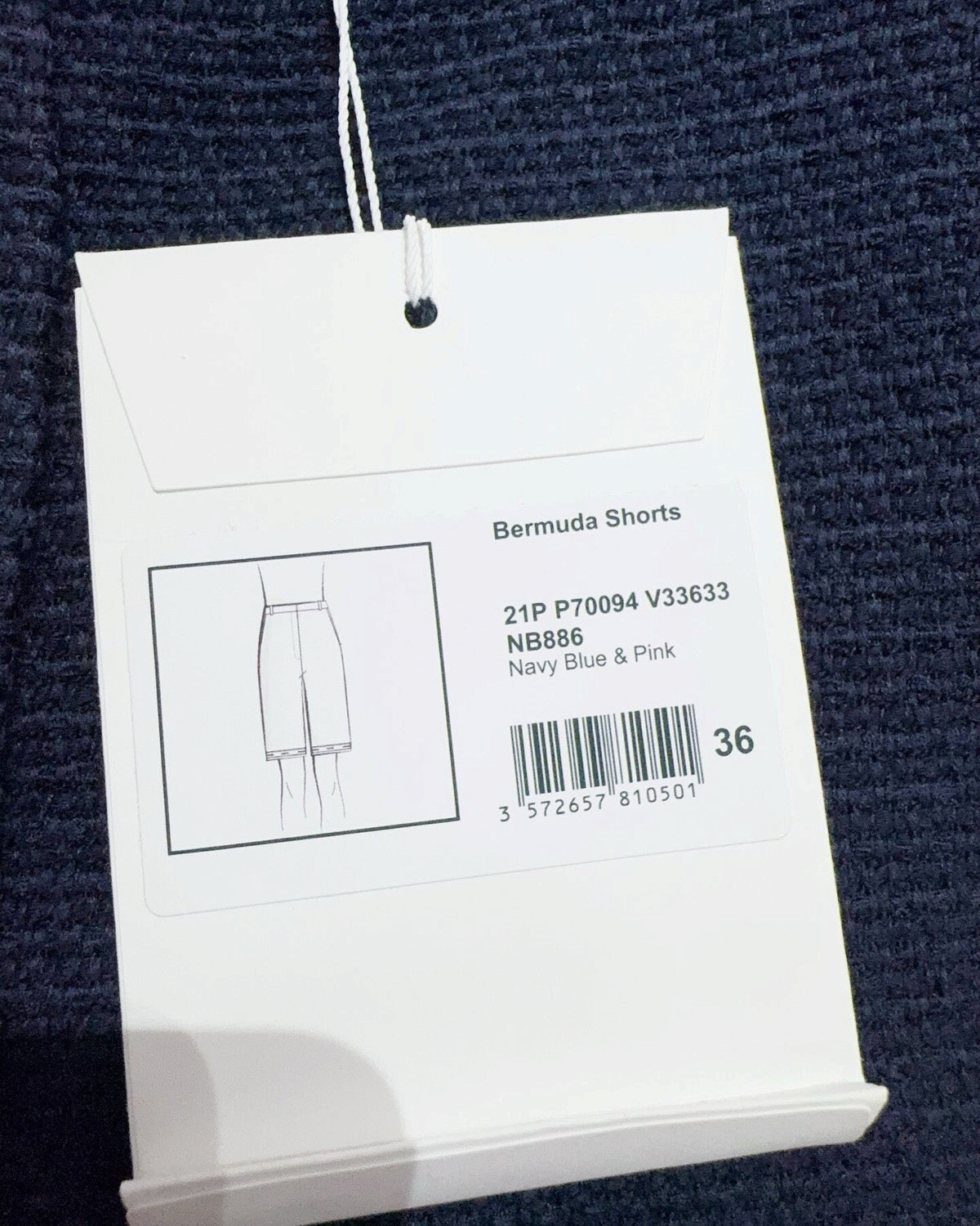 Chanel 21P Tweed Bermuda Shorts Navy, Pink FR 36