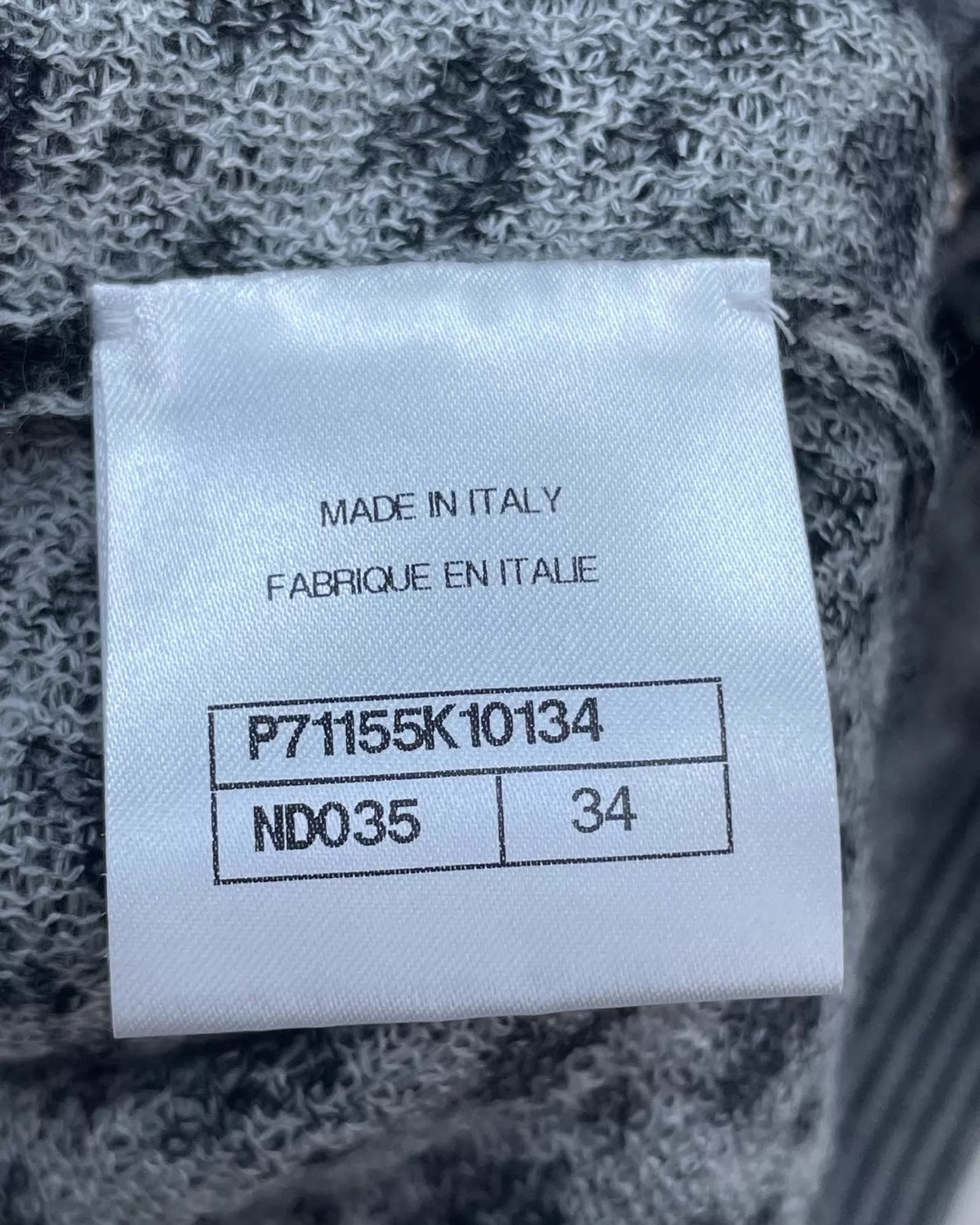 Chanel 21A Cashmere Cardigan Black, White FR 34