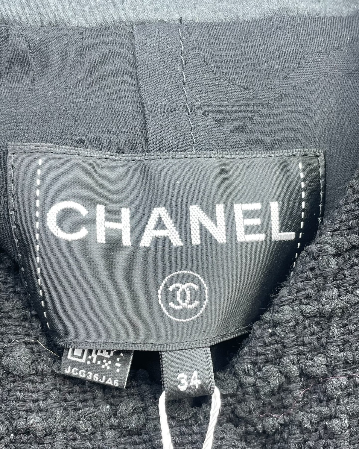 Chanel 22C Fringe Tweed Jacket Black FR 34