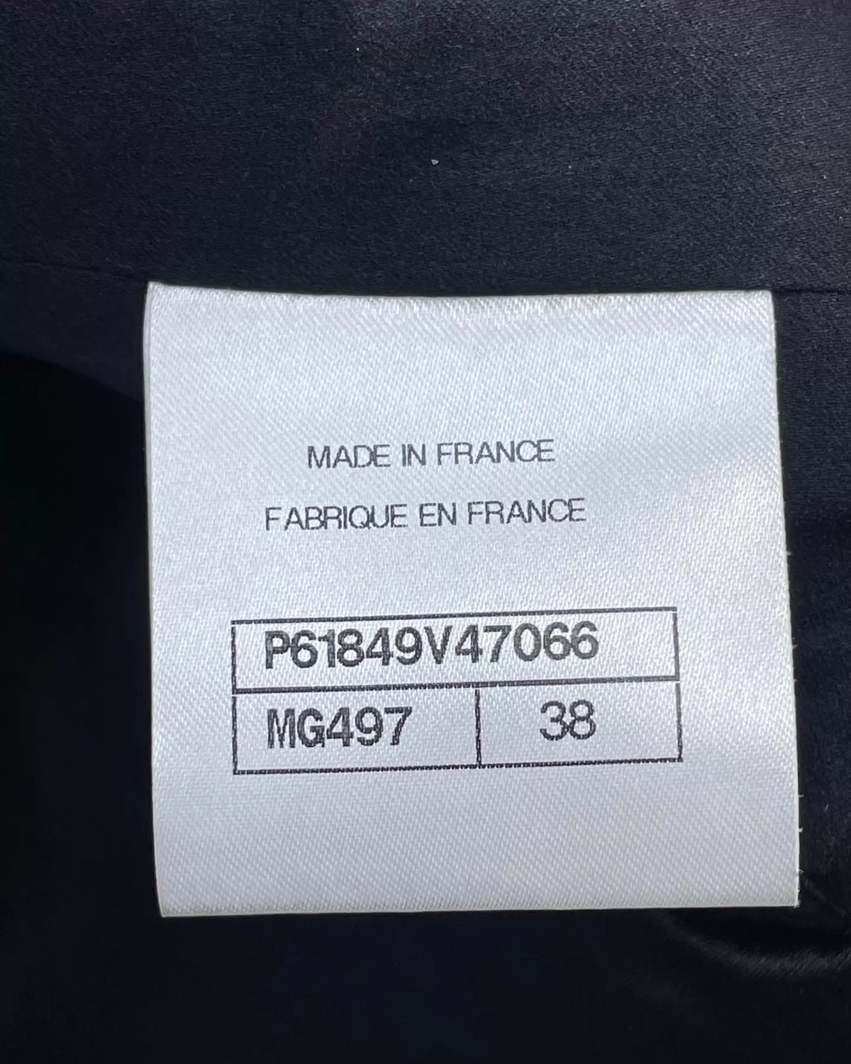 Chanel 19A Four-Pocket Tweed Jacket Black, Gold FR 38